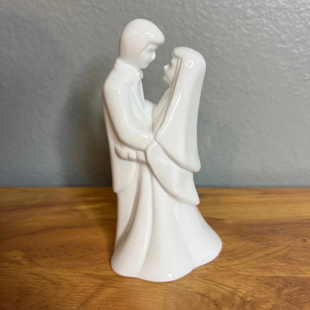 Vintage Wilton Wedding Cake Topper 5